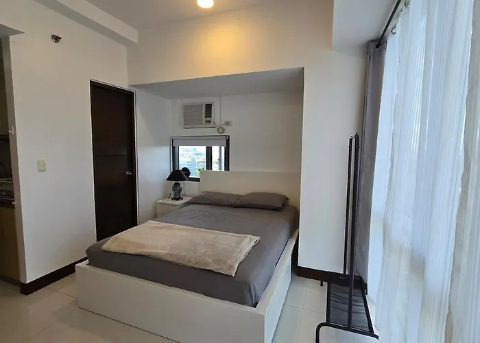 Apartamento Cozy Corner In Mckinley Walk To Venice Mall