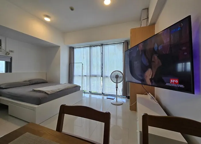 Cozy Corner In Mckinley Walk To Venice Mall Apartamento *