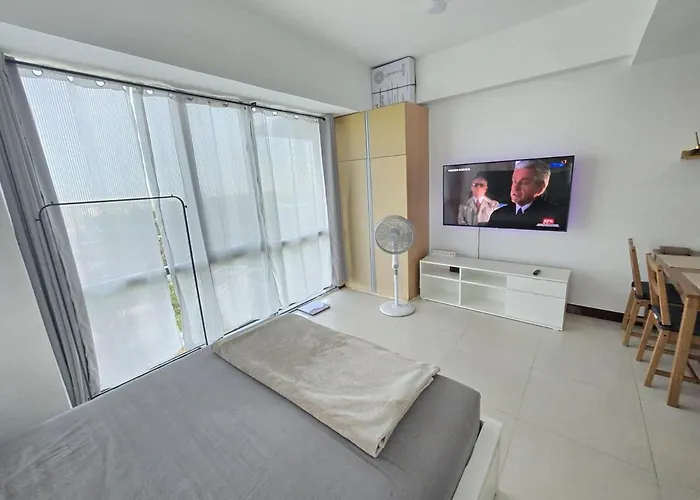 Cozy Corner In Mckinley Walk To Venice Mall Apartamento *